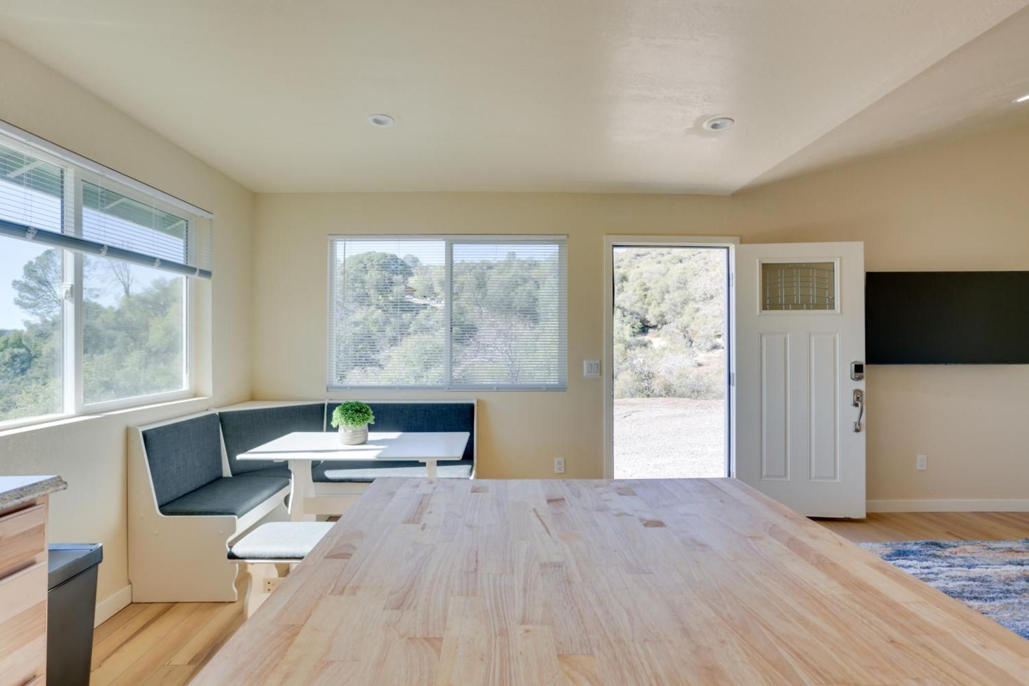 Comfy Duplex Near Hiking And Sightseeing! Casa de férias